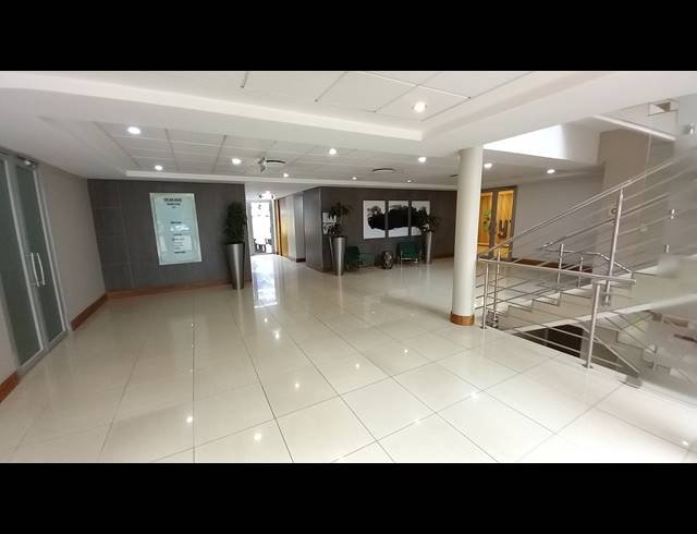 186M² OFFICE TO LET IN BRYANSTON